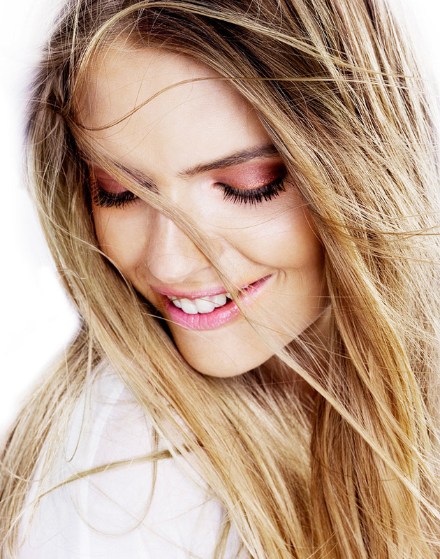 Julia Stegner