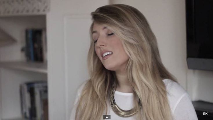 Chloe Agnew