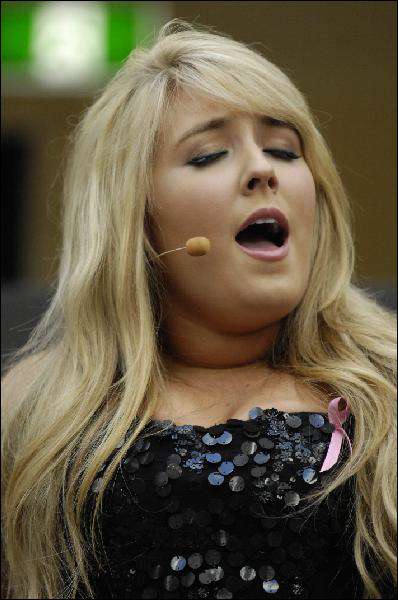 Chloe Agnew