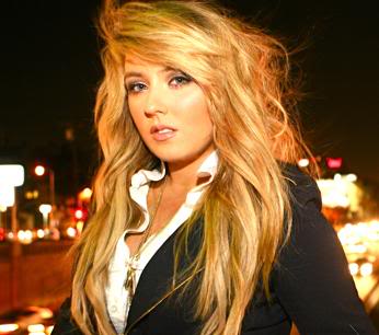 Chloe Agnew