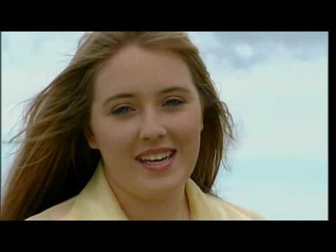 Chloe Agnew