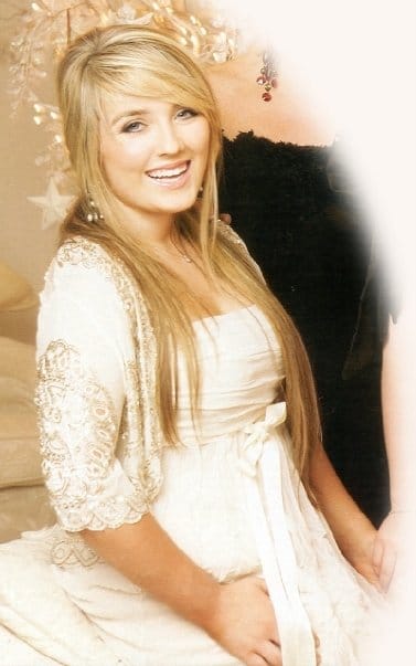 Chloe Agnew