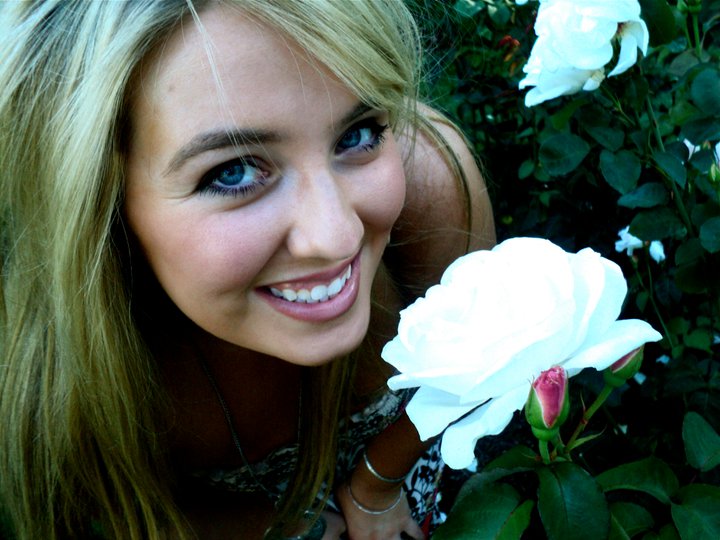 Chloe Agnew