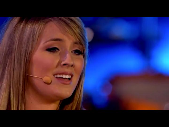 Chloe Agnew