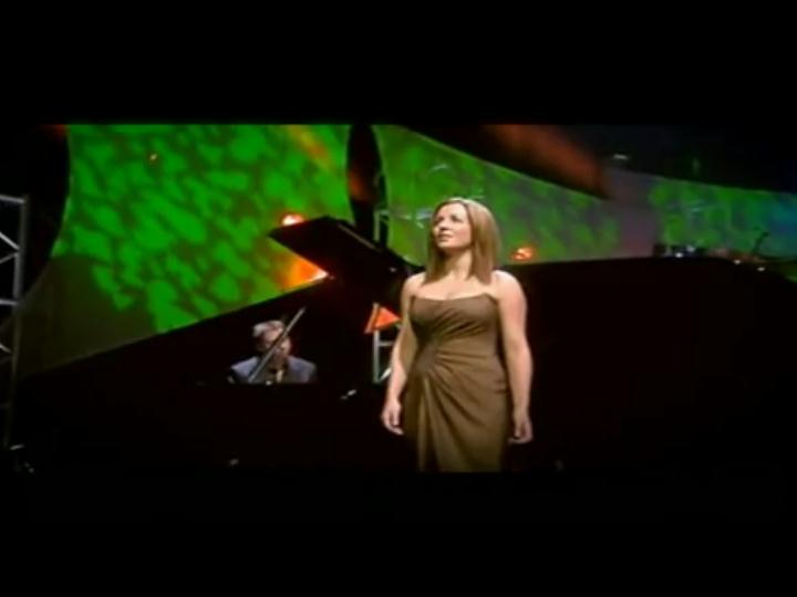 Lisa Kelly