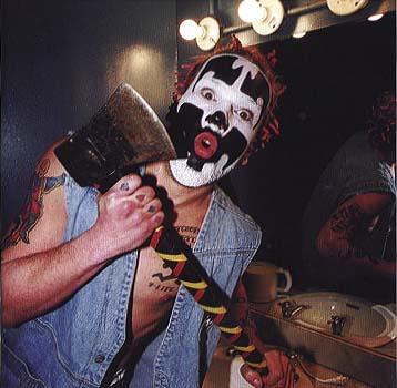 Shaggy 2 Dope