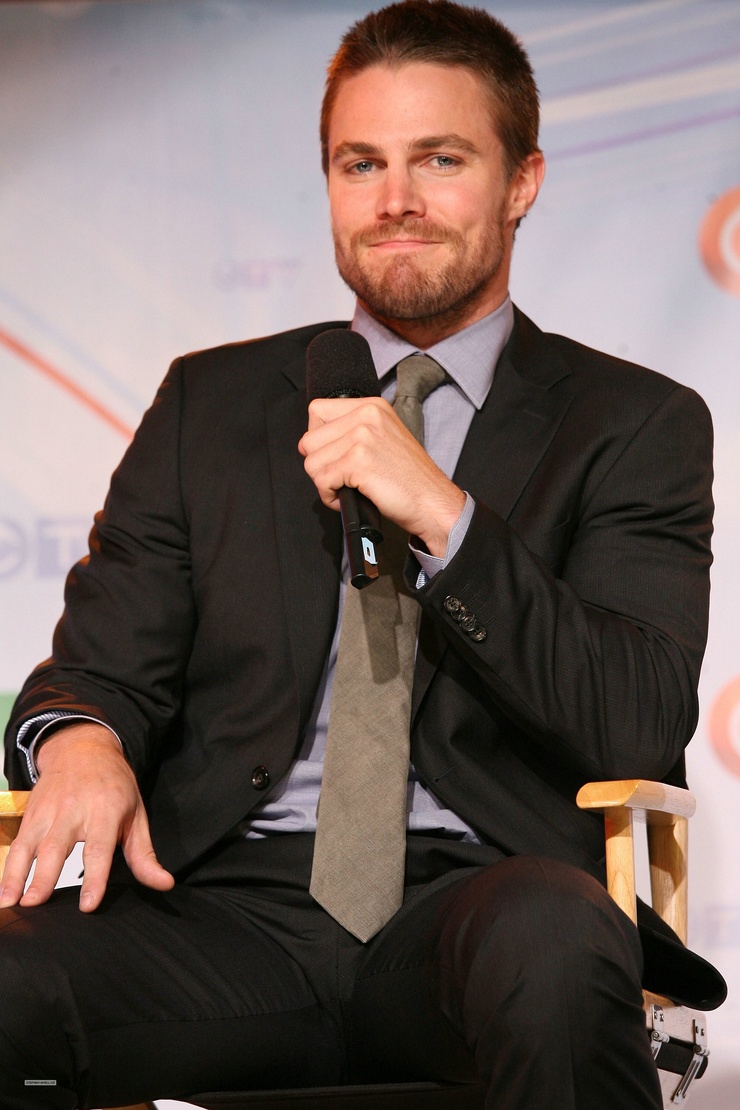 Stephen Amell