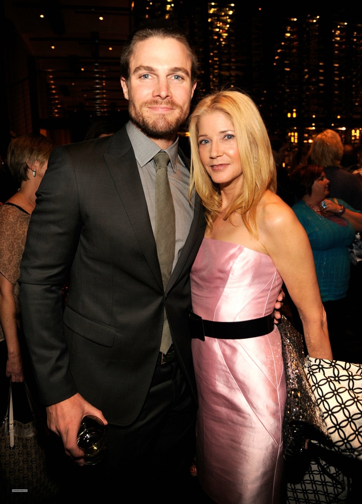 Stephen Amell