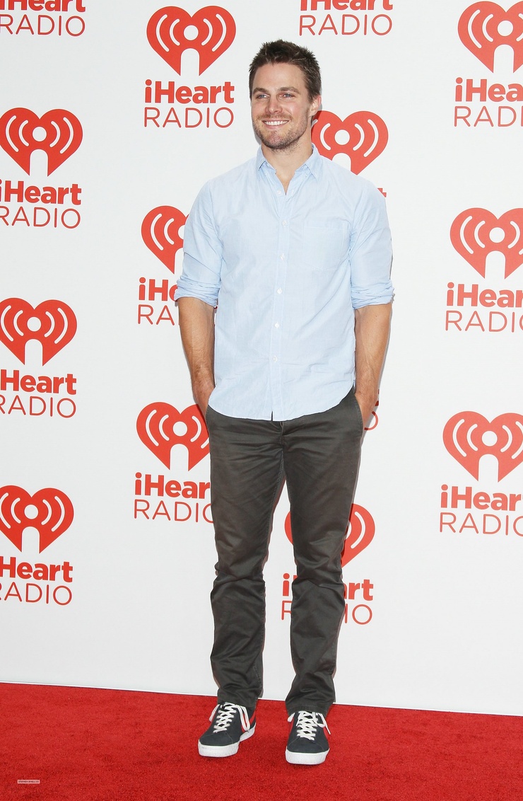 Stephen Amell