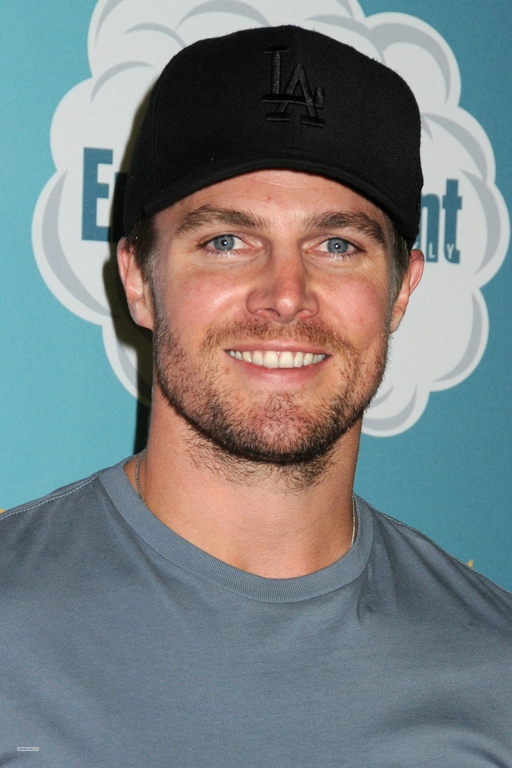 Stephen Amell