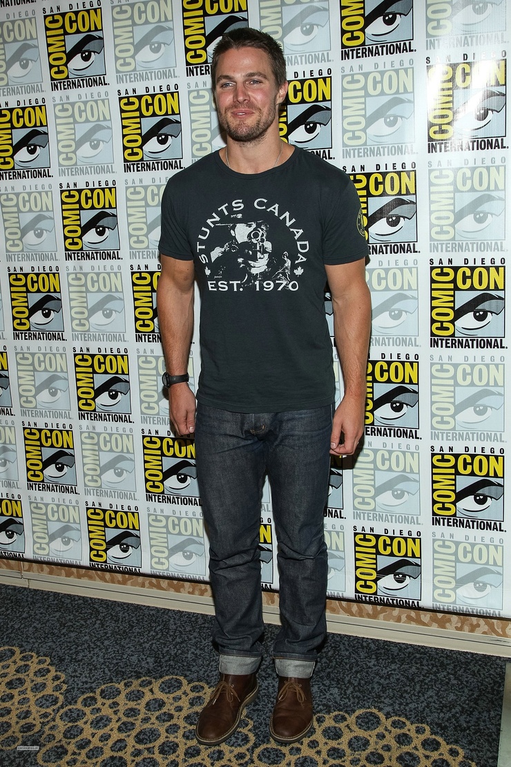 Stephen Amell