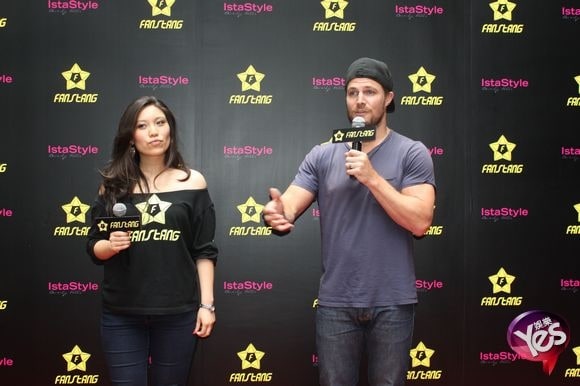 Stephen Amell