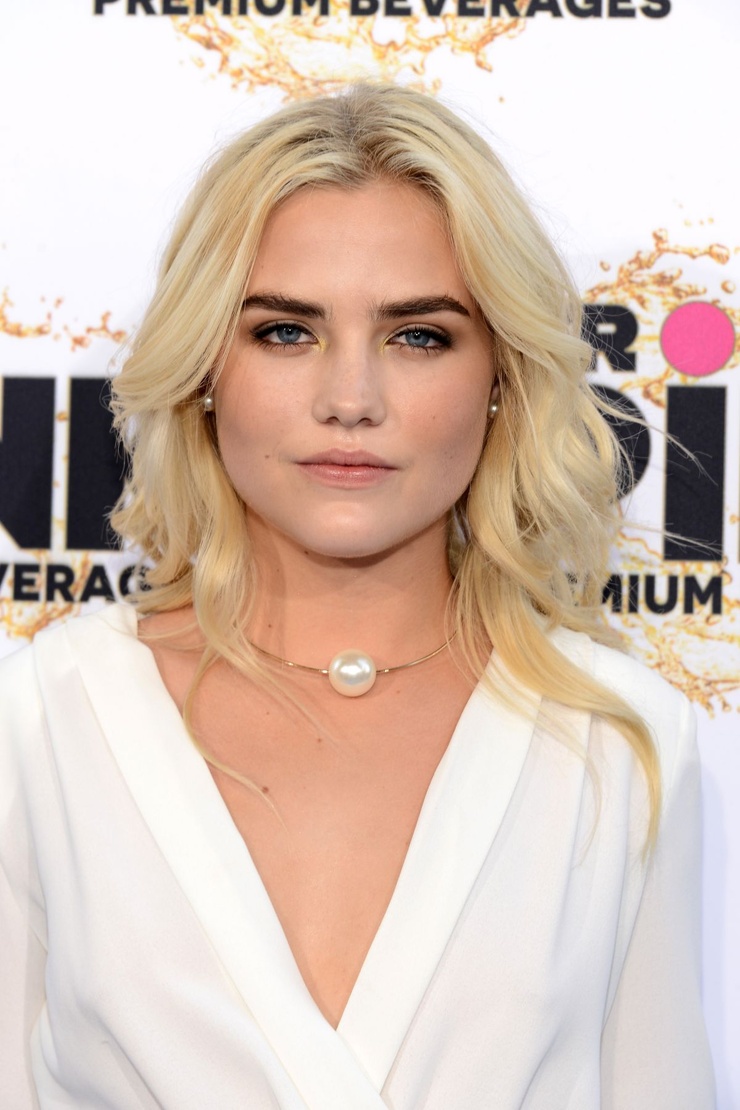 Maddie Hasson Maddie Hasson