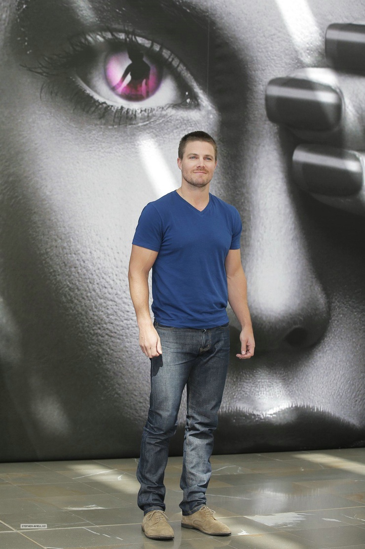 Stephen Amell