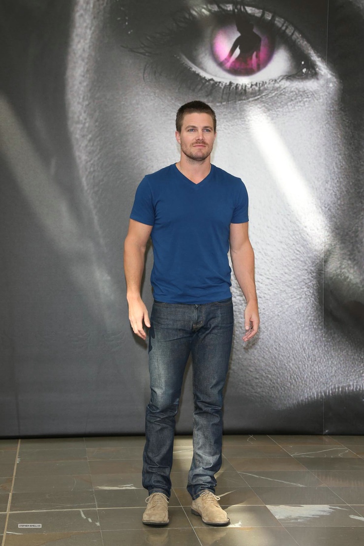 Stephen Amell