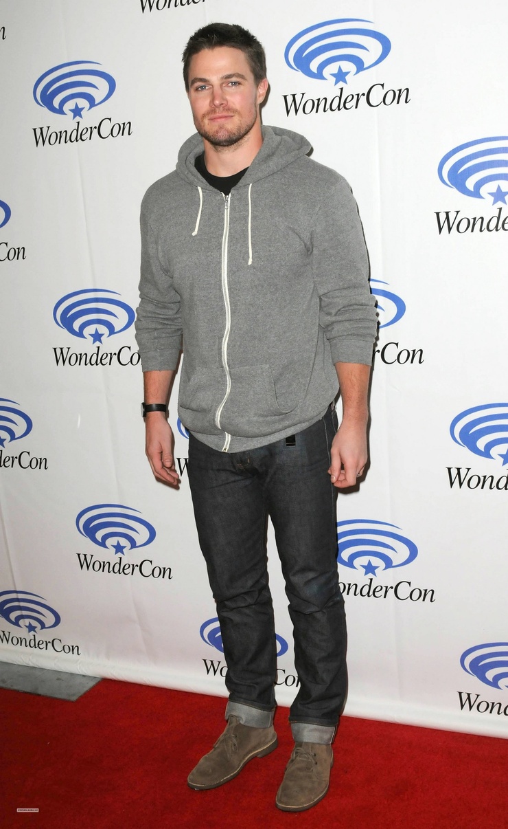 Stephen Amell