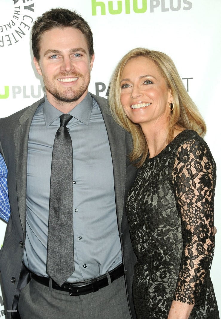 Stephen Amell