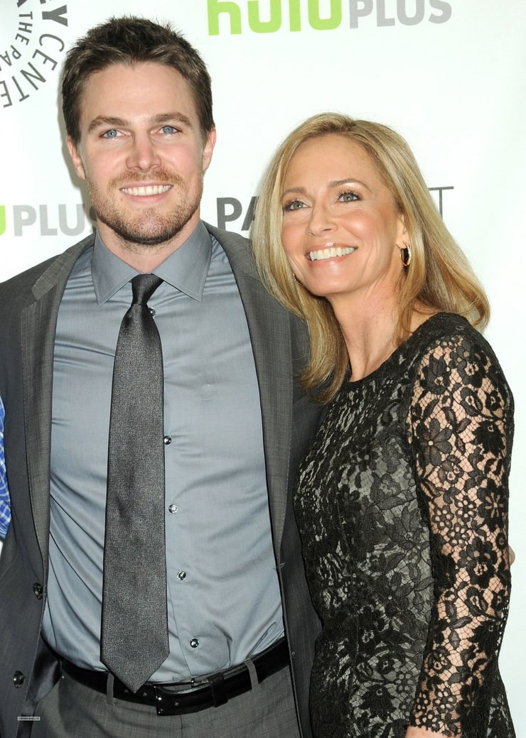 Stephen Amell