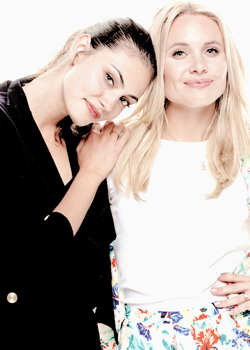 Phoebe Tonkin