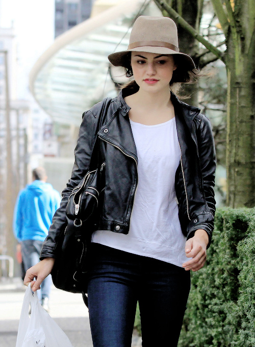 Phoebe Tonkin Phoebe Tonkin