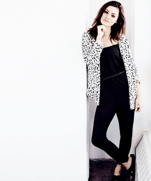 Phoebe Tonkin Phoebe Tonkin