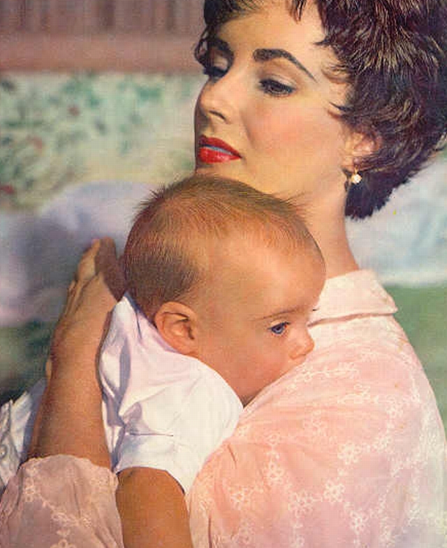 Elizabeth Taylor Elizabeth Taylor