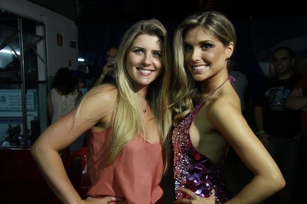 Íris Stefanelli Íris Stefanelli