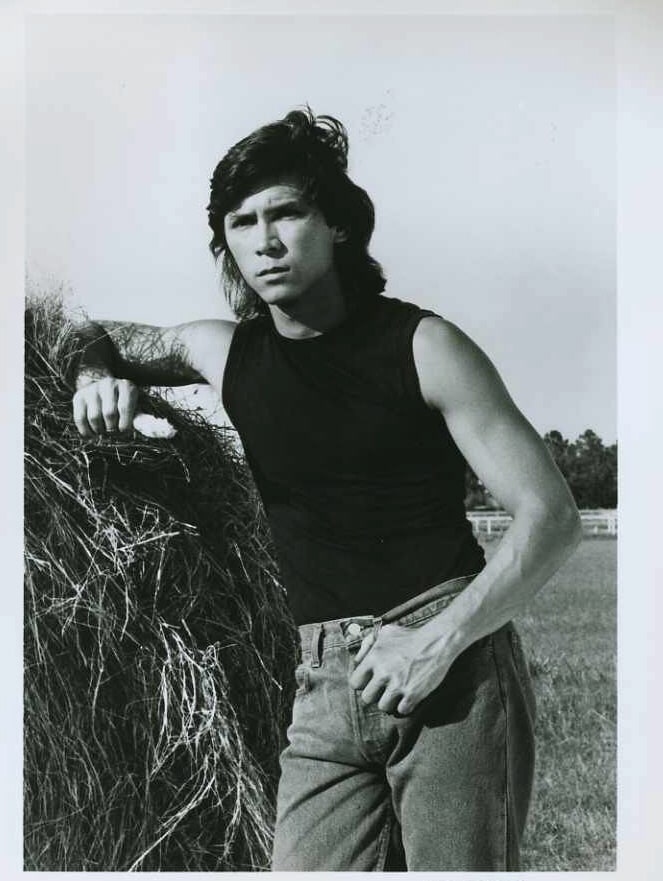 Lou Diamond Phillips