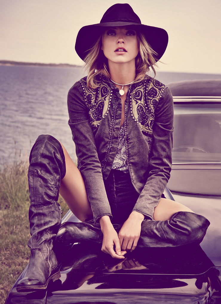 Martha Hunt Martha Hunt