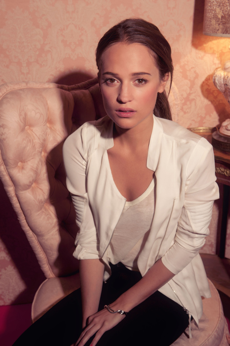 Alicia Vikander