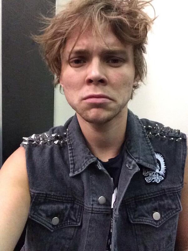 Ashton Irwin