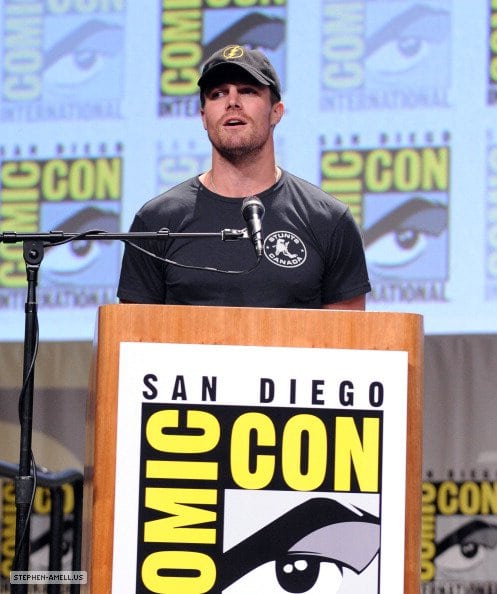 Stephen Amell