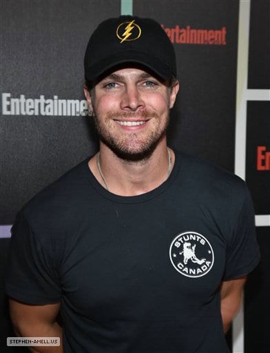 Stephen Amell