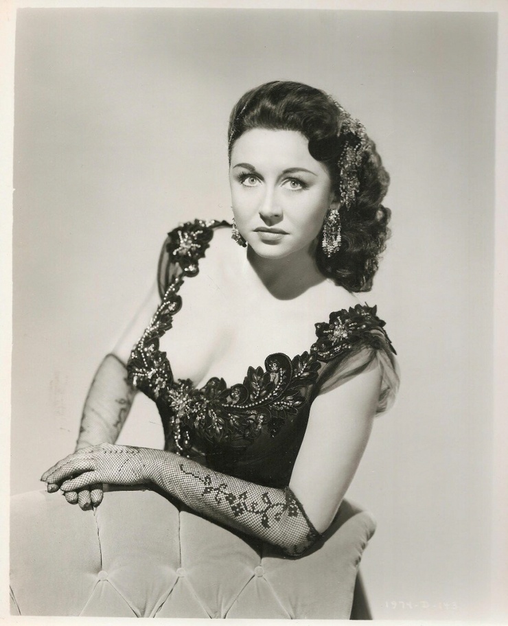 Vera Ralston