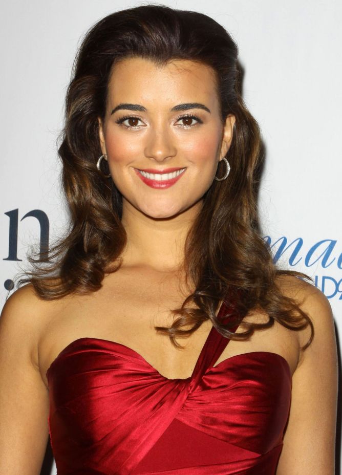 Cote de Pablo Cote de Pablo