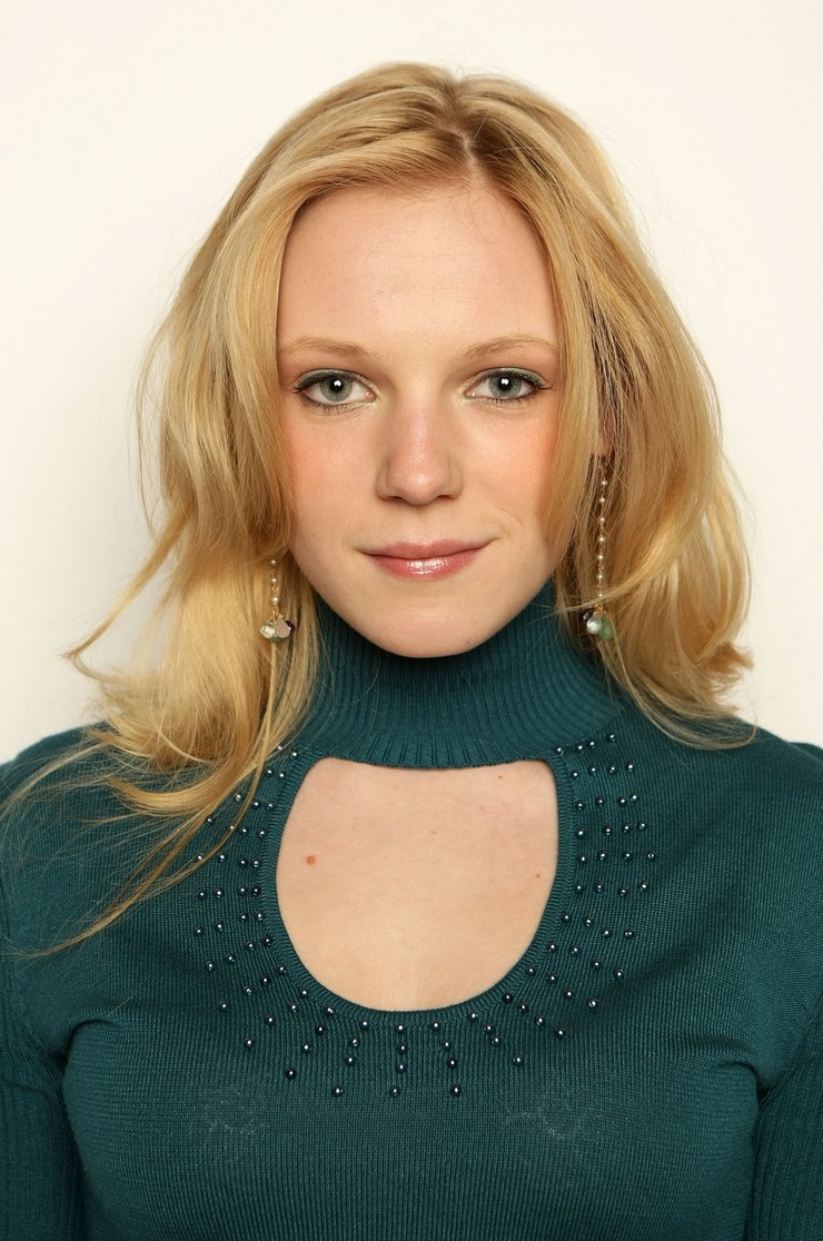 Emma Bell Emma Bell