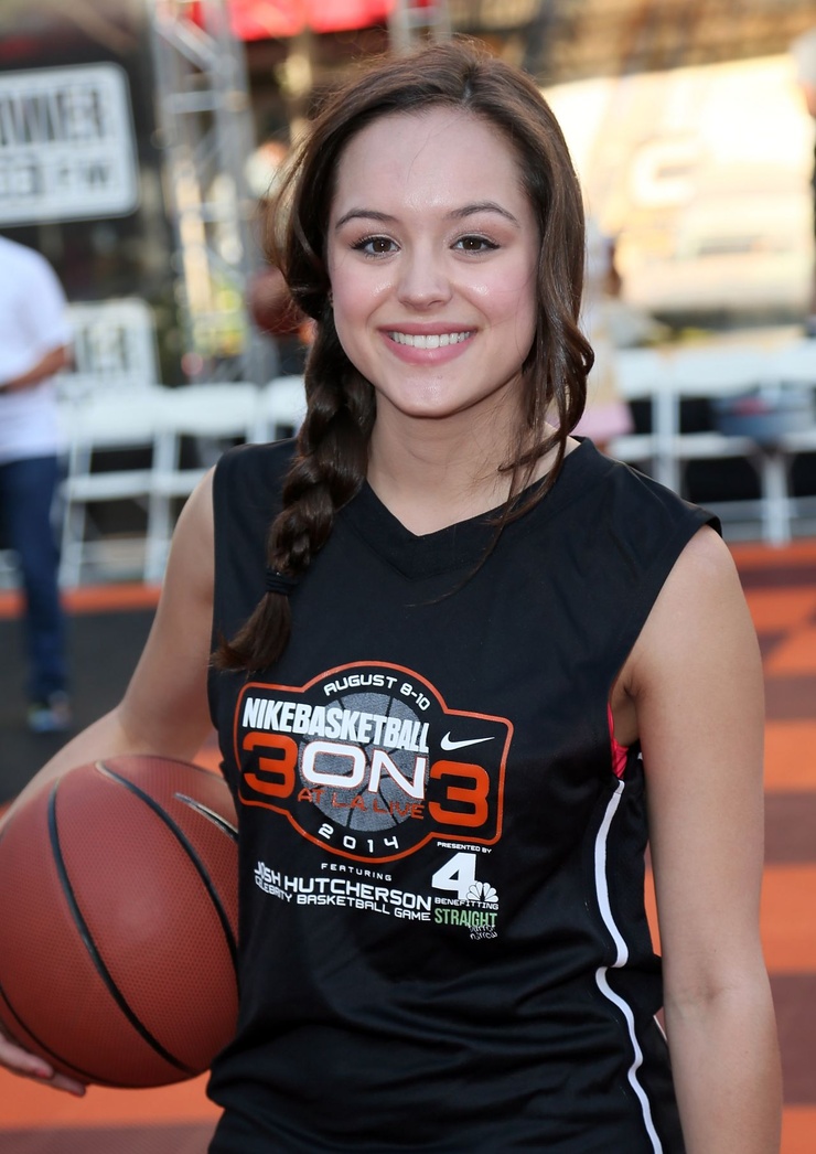 Hayley Orrantia
