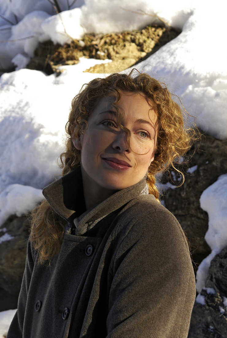 Alex Kingston