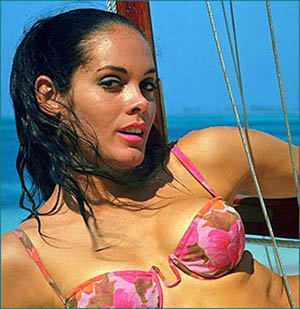 Martine Beswick