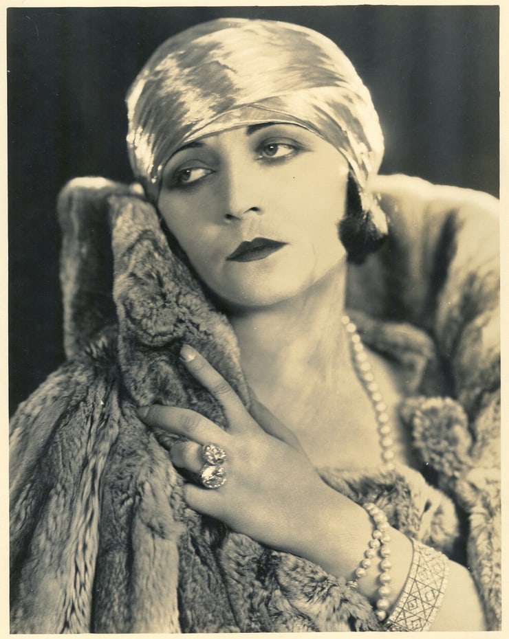 Pola Negri