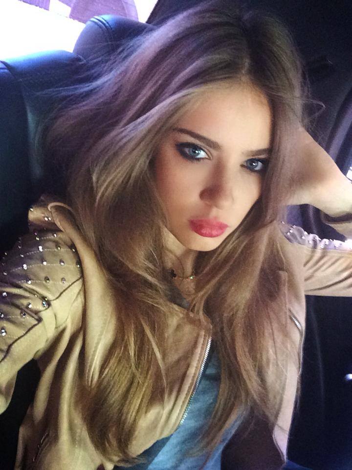 Xenia Tchoumitcheva Xenia Tchoumitcheva