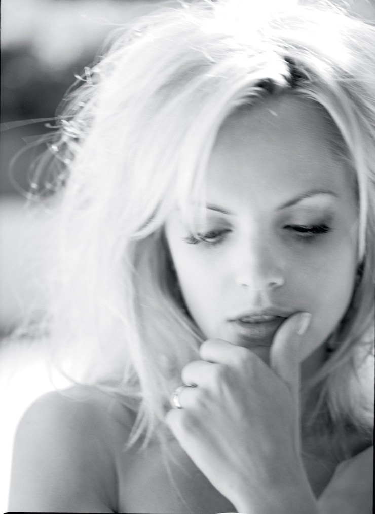 Mena Suvari Mena Suvari