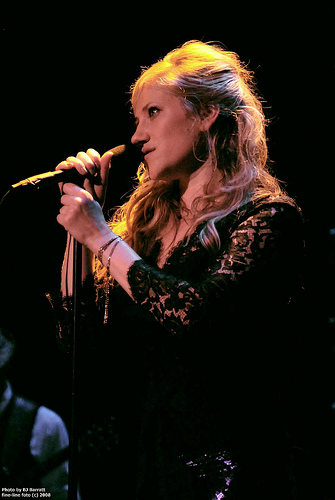 Lucy Woodward