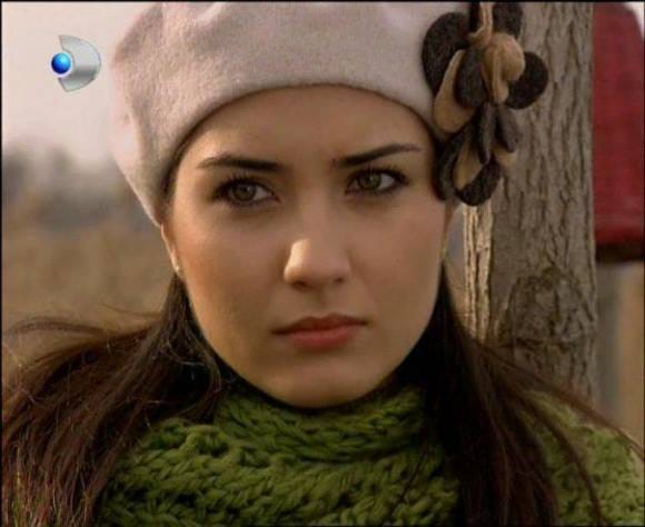 Tuba Büyüküstün Tuba Büyüküstün
