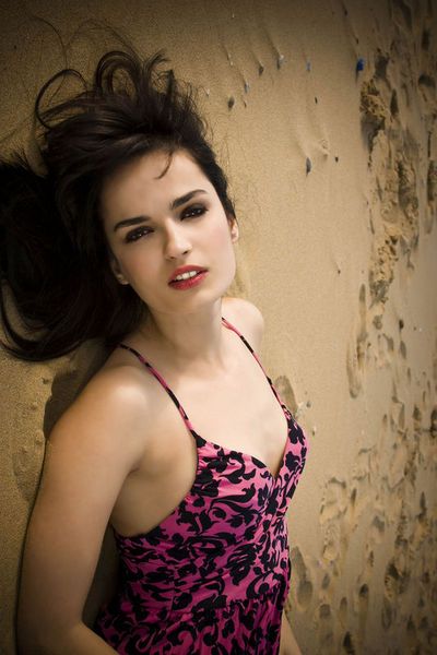 Selin Demiratar Selin Demiratar