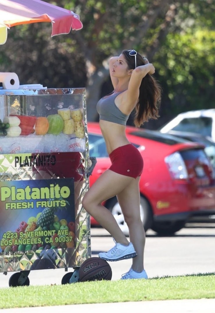 Amanda Cerny Amanda Cerny