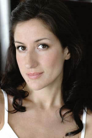 Ariana Fraval