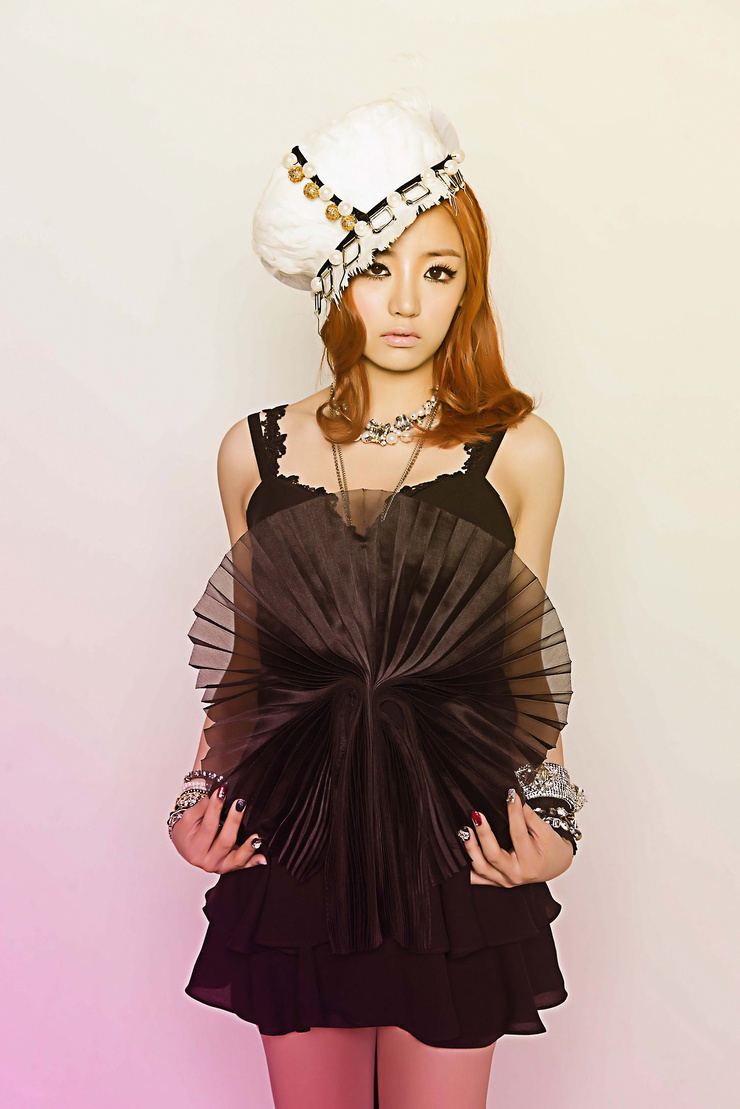 Ladies' Code picture