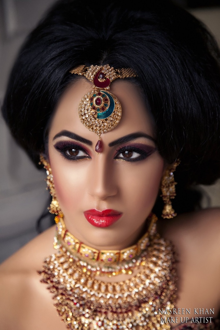 Nasreen Khan