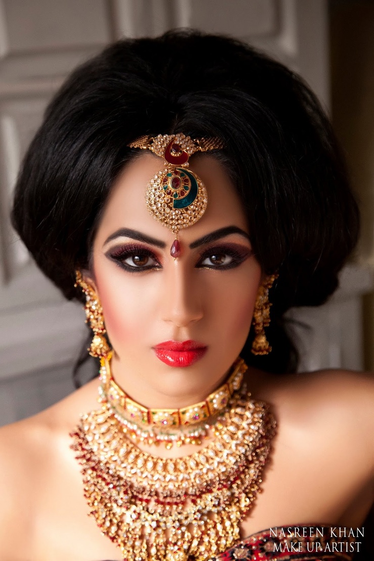 Nasreen Khan